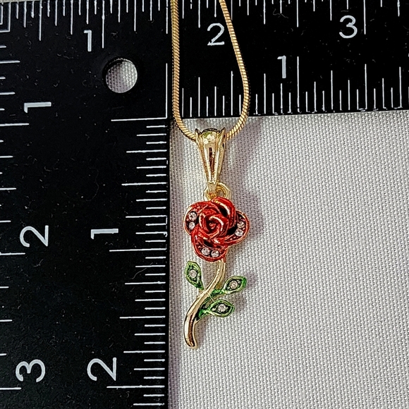 Gold Red Rose Pendant with Gold Chain Necklace New - Picture 3 of 5